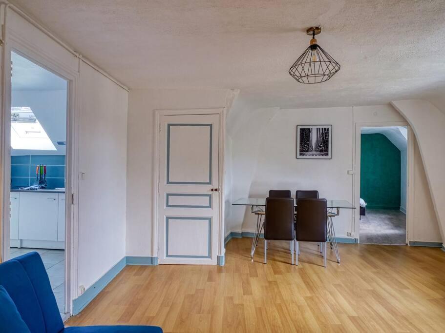 Apartment T2 Proche Du Chateau De